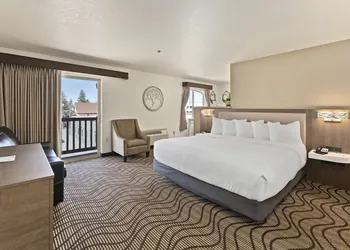 Sandpoint Hotel & Suites Downtown hotel thumbnail 8