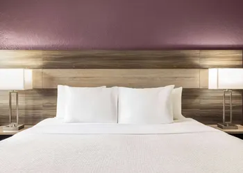 La Quinta Inn by Wyndham San Antonio Lackland hotel thumbnail 8