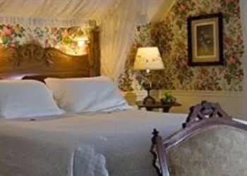 Arlington's West Mountain Inn hotel thumbnail 5