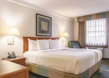 La Quinta Inn by Wyndham New Orleans West Bank / Gretna hotel thumbnail 6