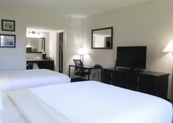 La Quinta Inn by Wyndham Cocoa Beach-Port Canaveral hotel thumbnail 4