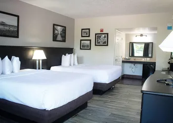 La Quinta Inn by Wyndham Cocoa Beach-Port Canaveral hotel thumbnail 5