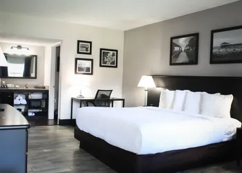 La Quinta Inn by Wyndham Cocoa Beach-Port Canaveral hotel thumbnail 7