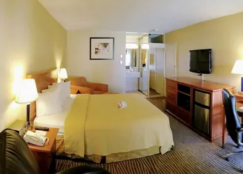 Quality Inn Barstow Route 66 hotel thumbnail 8