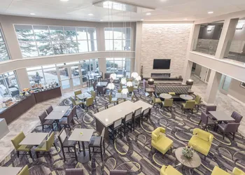 La Quinta Inn & Suites by Wyndham Denver Tech Center hotel thumbnail 2