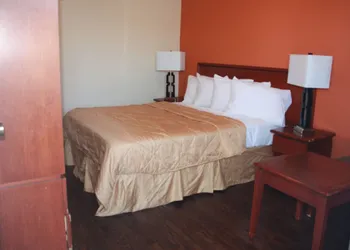 Crenshaw Inn Motel hotel thumbnail 3