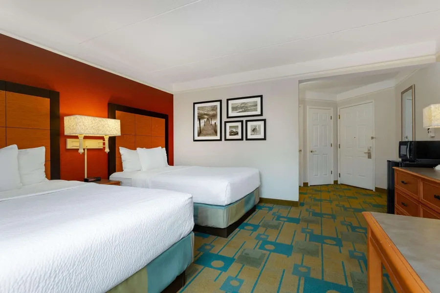 La Quinta Inn & Suites by Wyndham Lakeland West hotel detail image 6