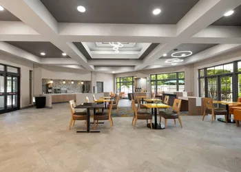 La Quinta Inn & Suites by Wyndham Raleigh Cary hotel thumbnail 3