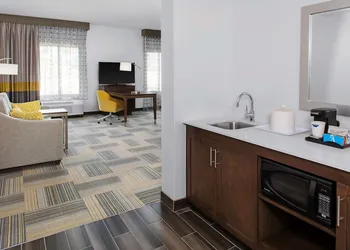 Hampton Inn & Suites Los Angeles/Hollywood hotel thumbnail 6
