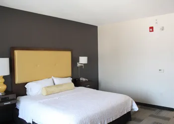 Hampton Inn & Suites Los Angeles/Hollywood hotel thumbnail 4