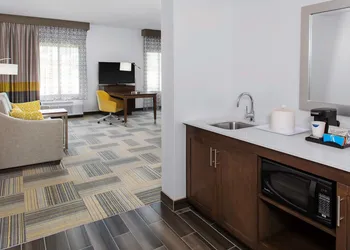 Hampton Inn & Suites Los Angeles/Hollywood hotel thumbnail 6