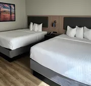 La Quinta Inn & Suites by Wyndham Jacksonville Butler Blvd hotel detail image 3
