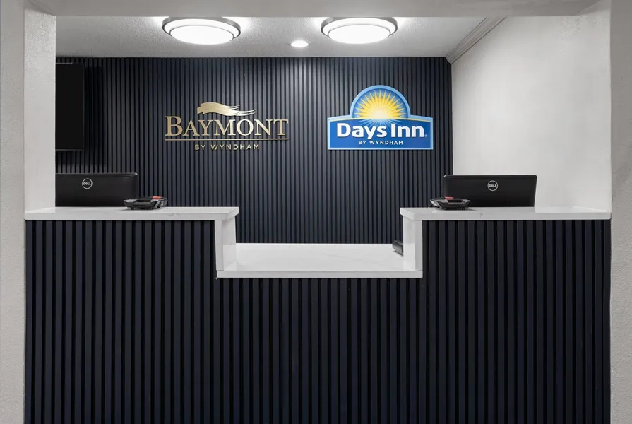 Baymont by Wyndham Davenport hotel detail image 2