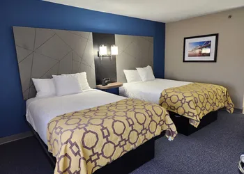 Baymont by Wyndham Davenport hotel thumbnail 7