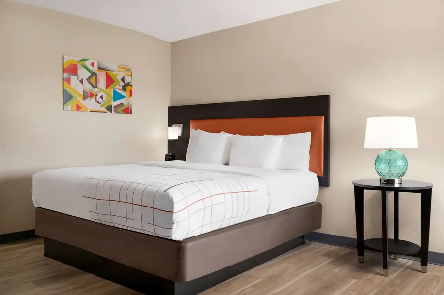 La Quinta Inn by Wyndham Columbus Dublin hotel detail image 6