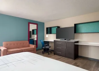 La Quinta Inn by Wyndham Columbus Dublin hotel thumbnail 7