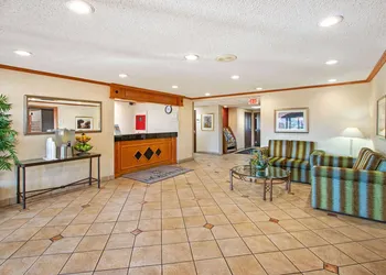 La Quinta Inn & Suites by Wyndham Albuquerque Journal Ctr NW hotel thumbnail 3