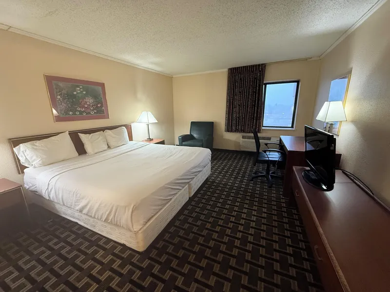 Norwood Inn & Suites by BlissPoint Post Rd Indianapolis hotel detail image 6