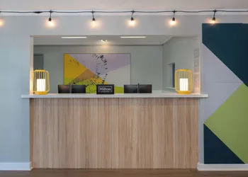 Spark by Hilton Savannah Midtown hotel thumbnail 4