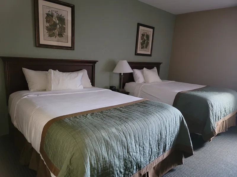 Bay Mountain Inn hotel detail image 6
