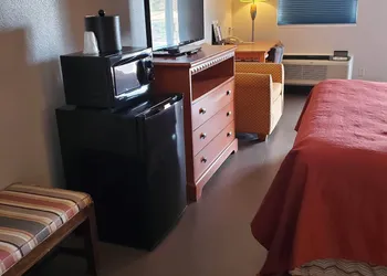 Americas Best Value Inn Wildersville hotel thumbnail 6