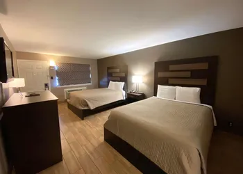 Quality Inn & Suites New Boston - Texarkana West hotel thumbnail 6