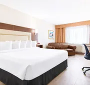 Quality Inn & Suites Gatineau hotel detail image 7