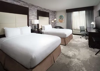 DoubleTree by Hilton Hotel Chattanooga Downtown hotel thumbnail 7