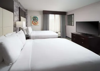 DoubleTree by Hilton Hotel Chattanooga Downtown hotel thumbnail 8