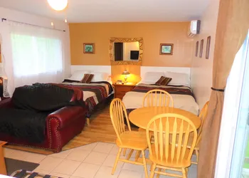 Motel Des Deux Lacs Inc hotel thumbnail 6