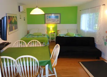 Motel Des Deux Lacs Inc hotel thumbnail 7