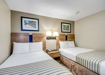 Suburban Studios Sterling - Washington Dulles hotel thumbnail 6