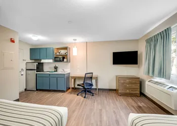 Suburban Studios Sterling - Washington Dulles hotel thumbnail 7