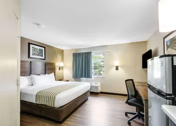 Suburban Studios Sterling - Washington Dulles hotel thumbnail 8