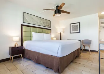 Maui Seaside Hotel hotel thumbnail 5