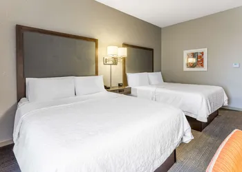 Hampton Inn Eau Claire hotel thumbnail 7