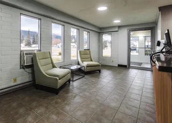 SureStay by Best Western Smithers hotel thumbnail 2