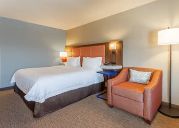 Hampton Inn Madison East Towne Mall Area hotel thumbnail 4