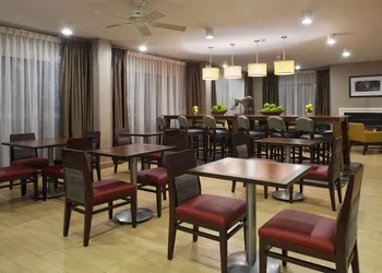 Hampton Inn Charlotte - University Place hotel thumbnail 3