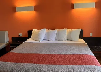 Motel 6 Regina, SK hotel thumbnail 8