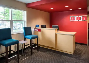 Sonesta Simply Suites Seattle Renton hotel thumbnail 2