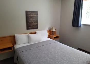 Osoyoos Lakeview Inn & Suites hotel thumbnail 5