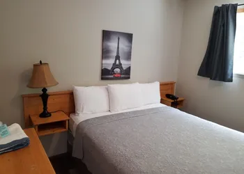 Osoyoos Lakeview Inn & Suites hotel thumbnail 7