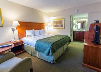 Quality Inn Savannah Historic District hotel thumbnail 8