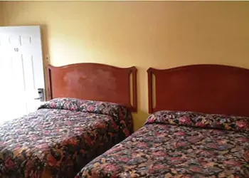 Parkway Motel hotel thumbnail 2