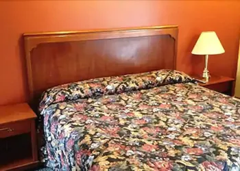 Parkway Motel hotel thumbnail 3