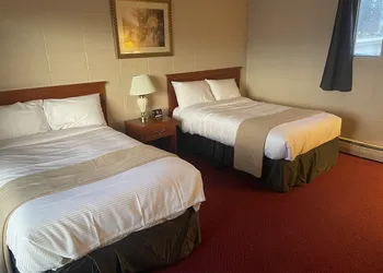 Matador Motel hotel thumbnail 2