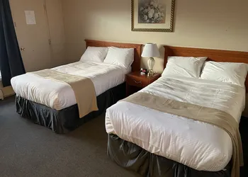 Matador Motel hotel thumbnail 6