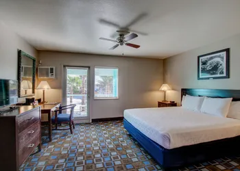 The Nautical Beachfront Resort hotel thumbnail 3