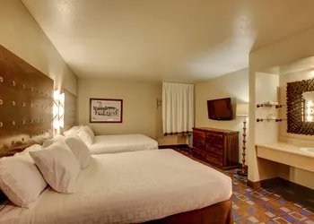 The Nautical Beachfront Resort hotel thumbnail 4